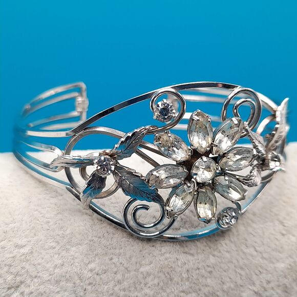 Vtg Prong Set Clear Rhinestone Crystal Silver Tone Cuff Bracelet Flower Leaves - Picture 10 of 10